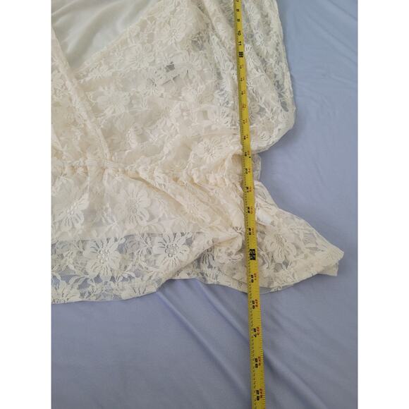 No Boundaries Lace V-Neck Slouchy Wrap Top Size XXL Ivory Boho Festival Dainty - Picture 7 of 10